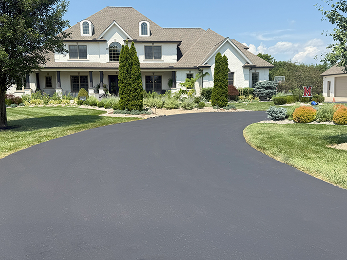 Williams Driveway - Sealcoat